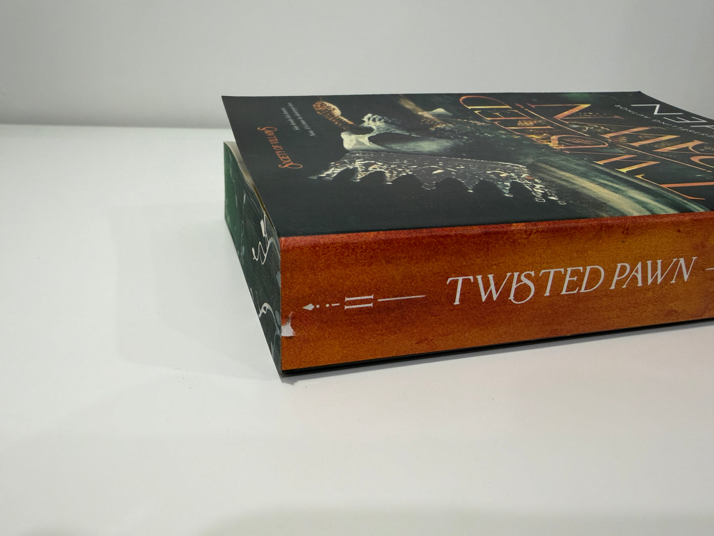 DAMAGED Twisted Pawn (Deluxe Edition)