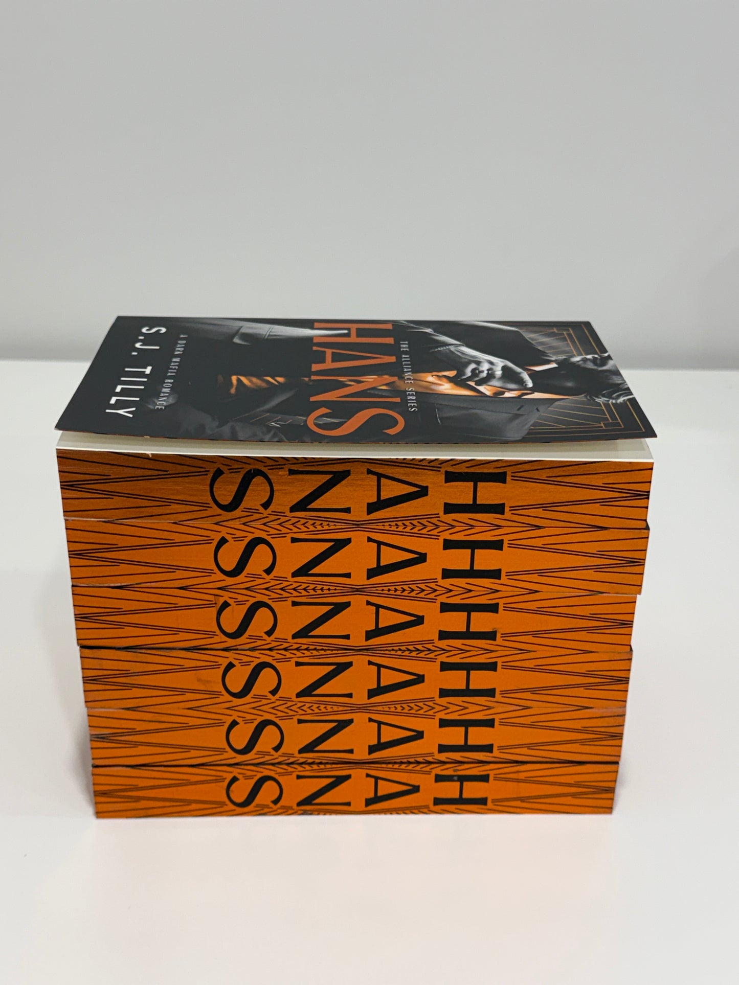 DAMAGED Hans (Deluxe Edition)